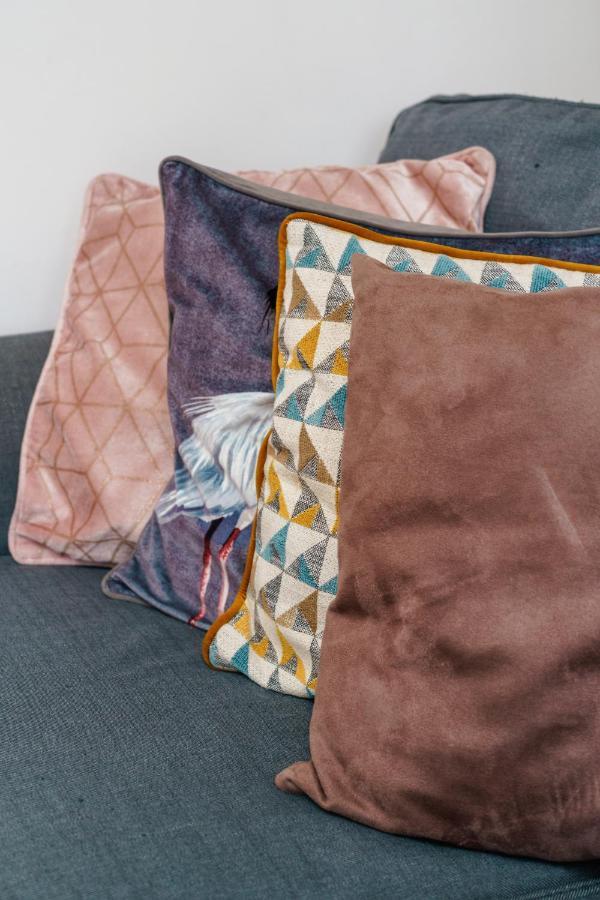 Apartamento Cosy Flat Right Opp Tube Station Londres Exterior foto